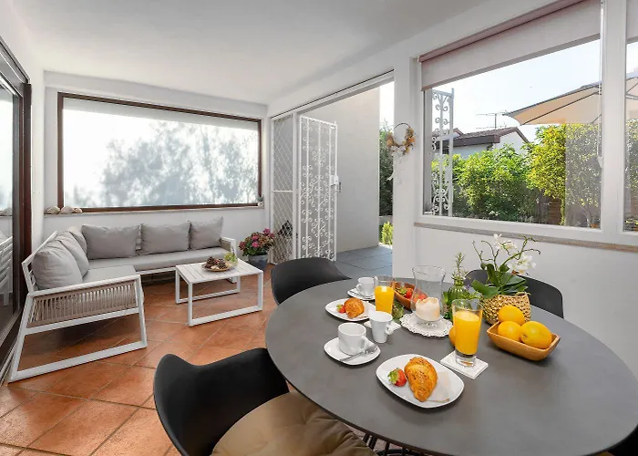 Exquisites Mit Privatem Garten, Liegen, Kinderstuhl, Waschmaschine - Nur 700 Meter Zum Vakantiehuis