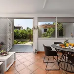 Holiday home Exquisites Mit Privatem Garten, Liegen, Kinderstuhl, Waschmaschine - Nur 700 Meter Zum
