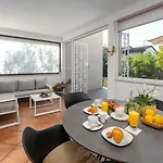 Exquisites Mit Privatem Garten, Liegen, Kinderstuhl, Waschmaschine - Nur 700 Meter Zum Hébergement de vacances