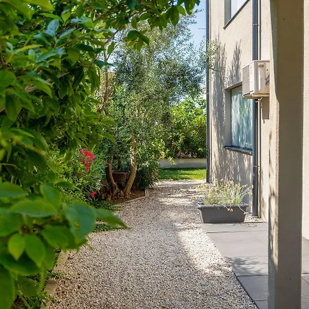 Exquisites Mit Privatem Garten, Liegen, Kinderstuhl, Waschmaschine - Nur 700 Meter Zum Дом отдыха *