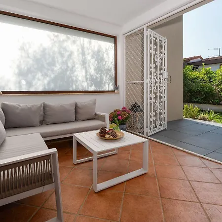 Exquisites Mit Privatem Garten, Liegen, Kinderstuhl, Waschmaschine - Nur 700 Meter Zum Hébergement de vacances *