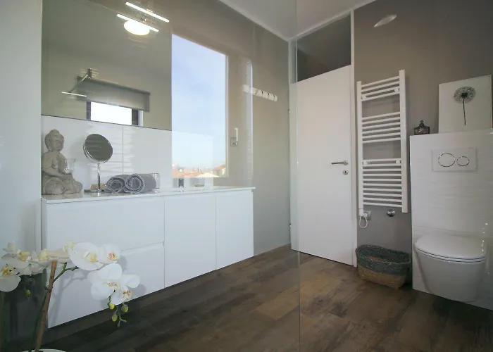 度假居 Exquisites Mit Privatem Garten, Liegen, Kinderstuhl, Waschmaschine - Nur 700 Meter Zum *